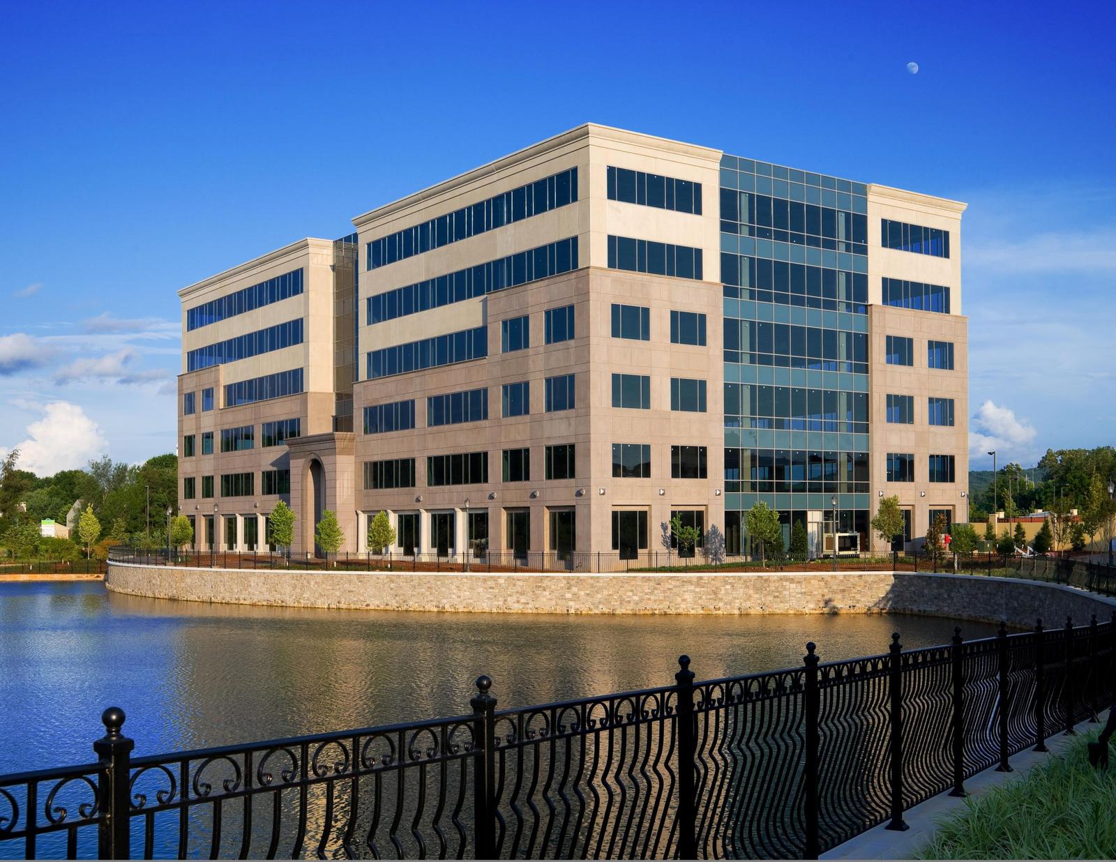 Bridge Street Town Centre Office, Huntsville, Alabama, photograph 1 of 4