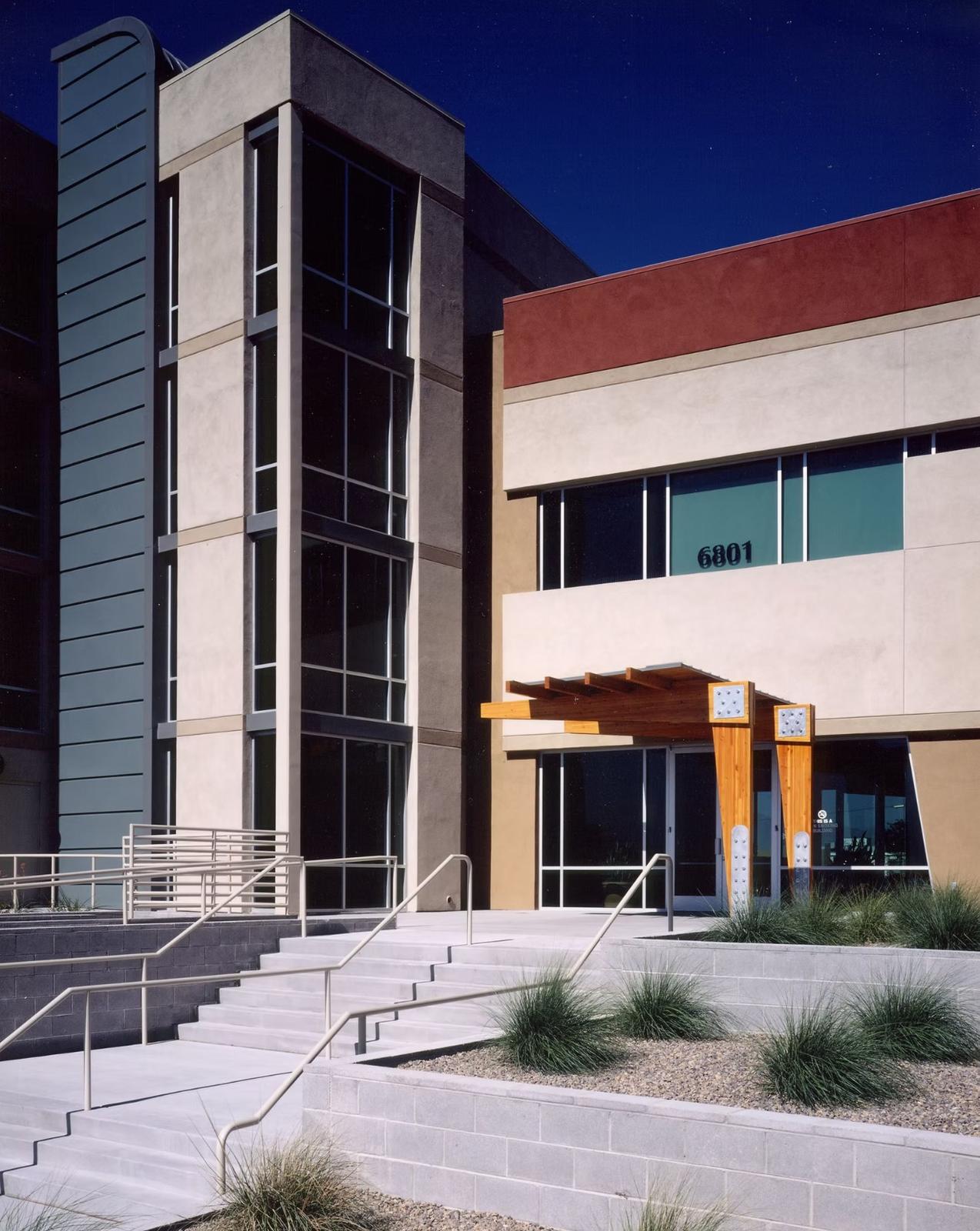 Carpenters & Joiners Union Campus, Las Vegas, Nevada, photograph 1 of 5